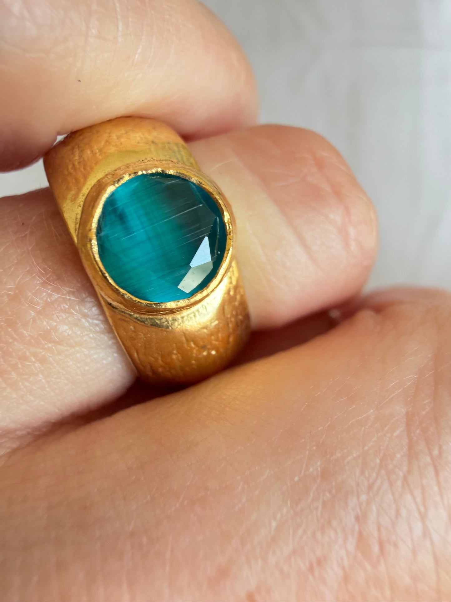 Anello Faeze