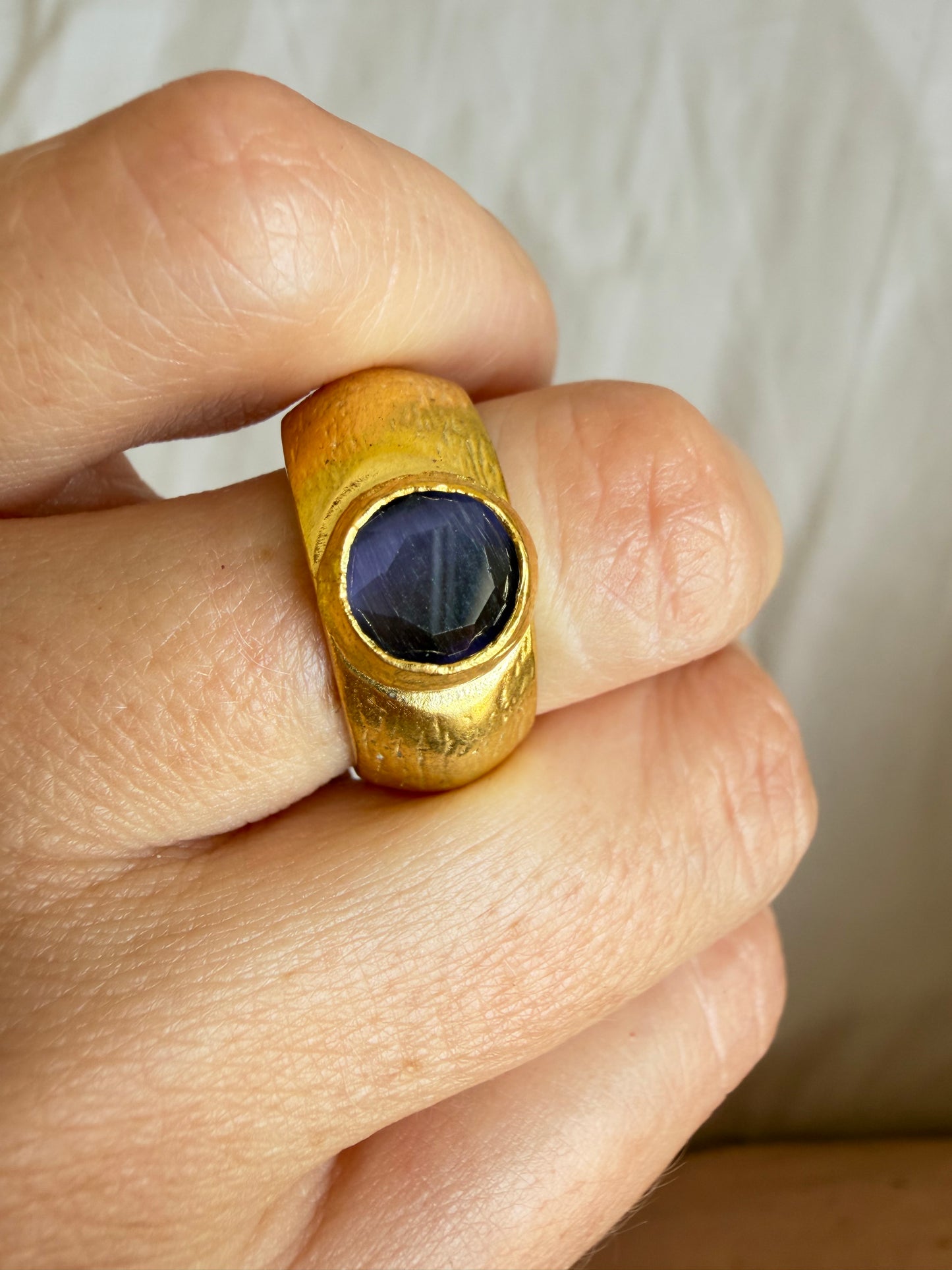 Anello Faeze