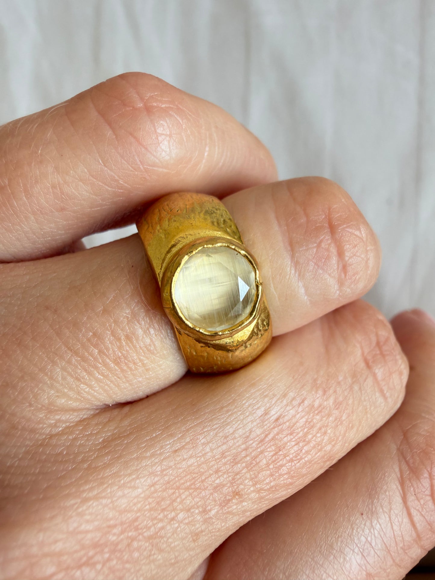 Anello Faeze