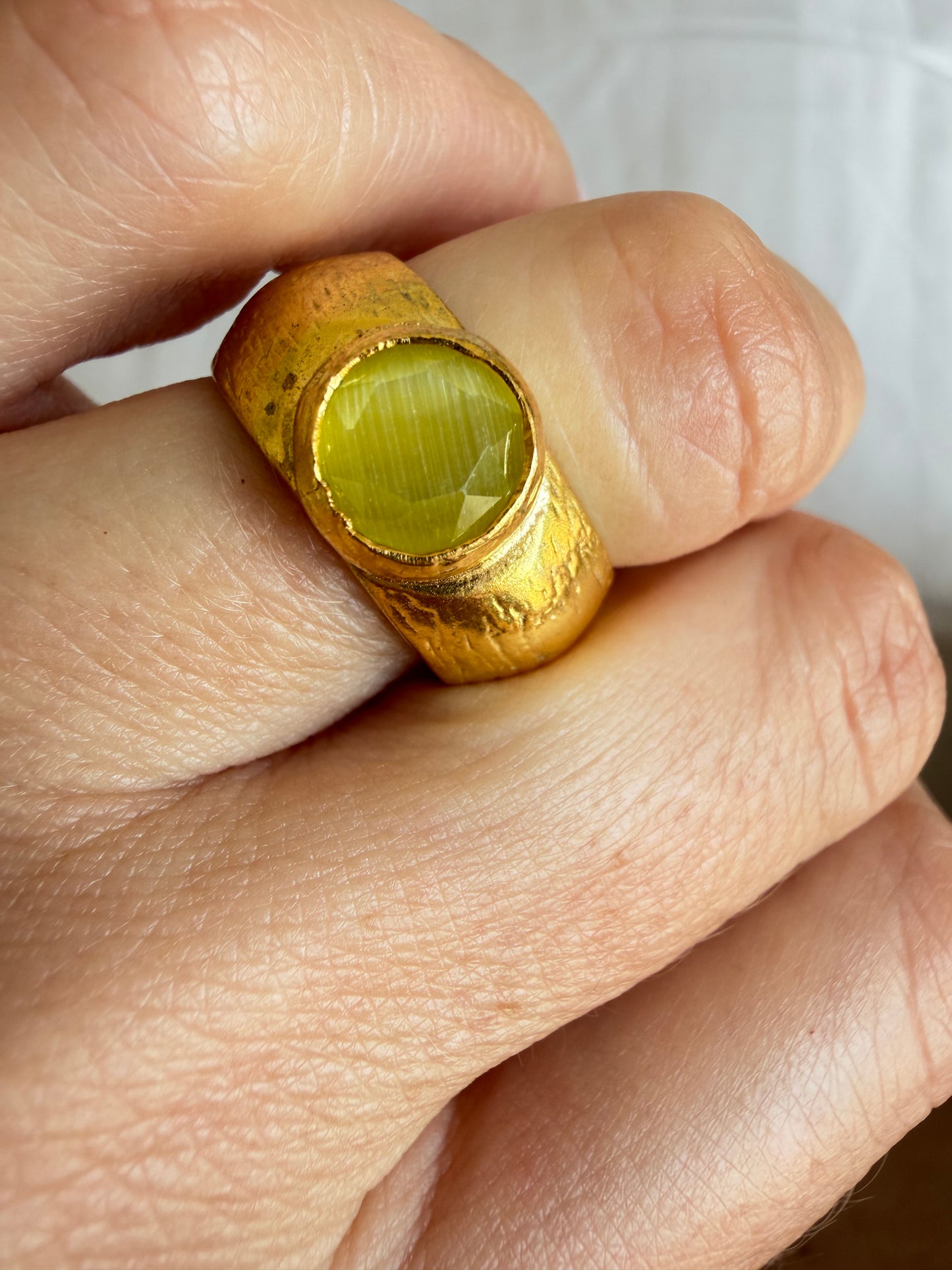 Anello Faeze