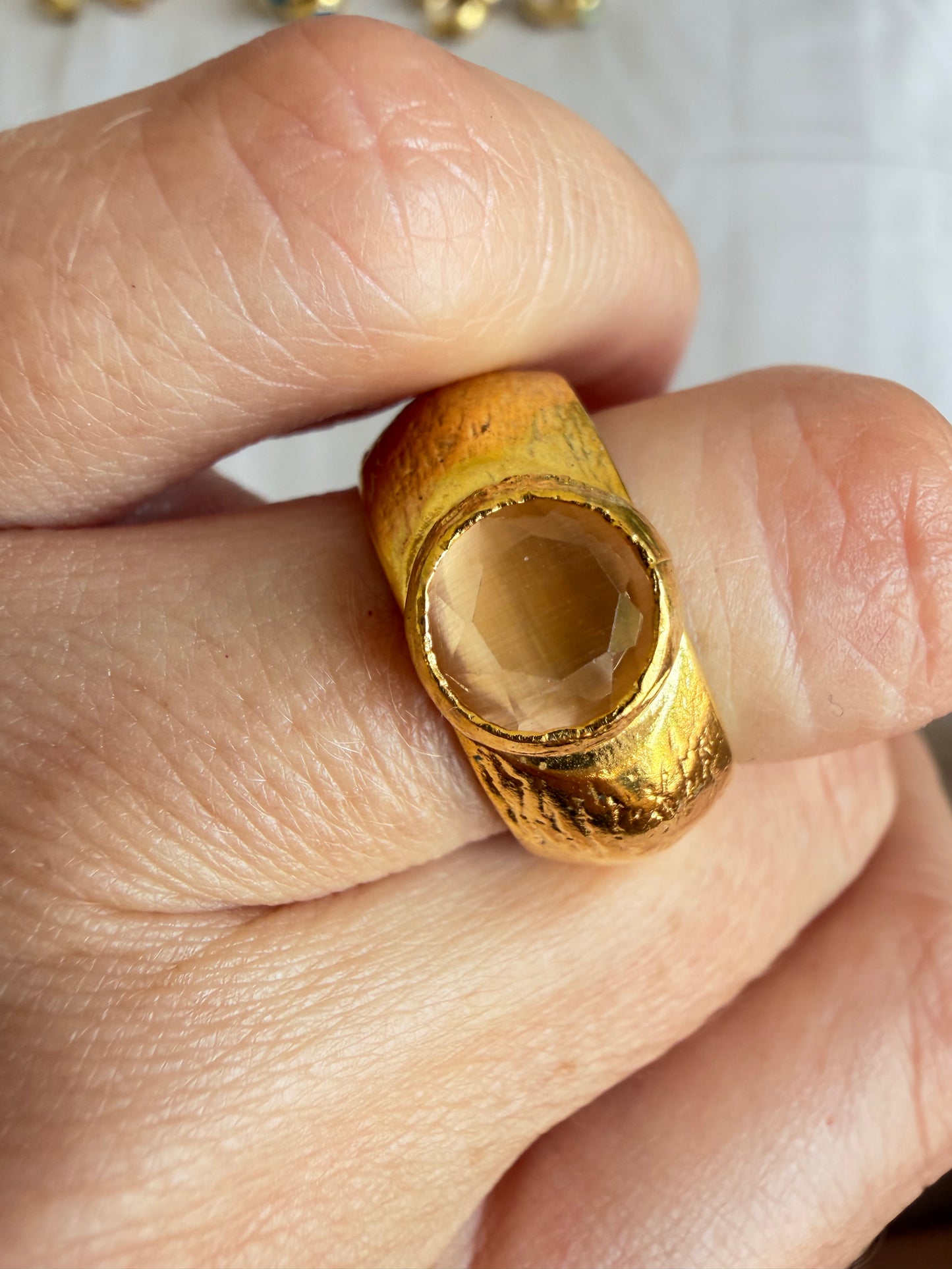 Anello Faeze