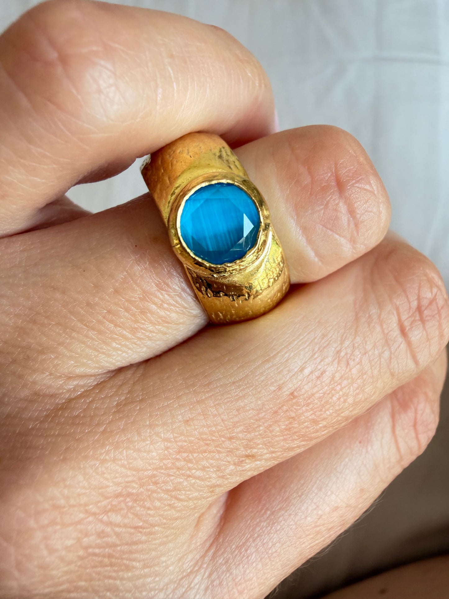 Anello Faeze