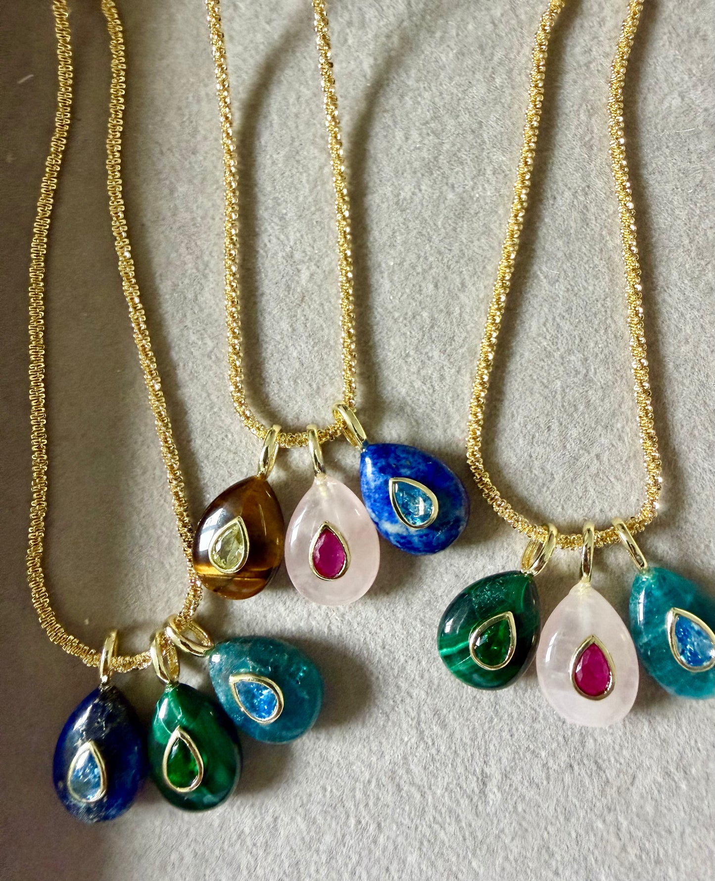 Collana October