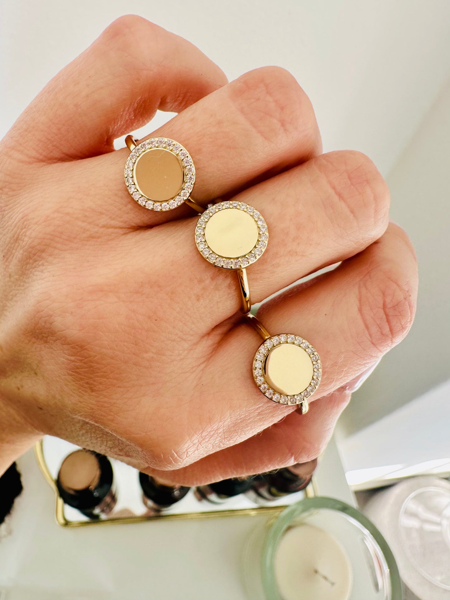 Anello Circle